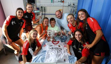 Heart-warming scenes as All-Ireland camogie champions Cork celebrate with children in CHI Temple Street