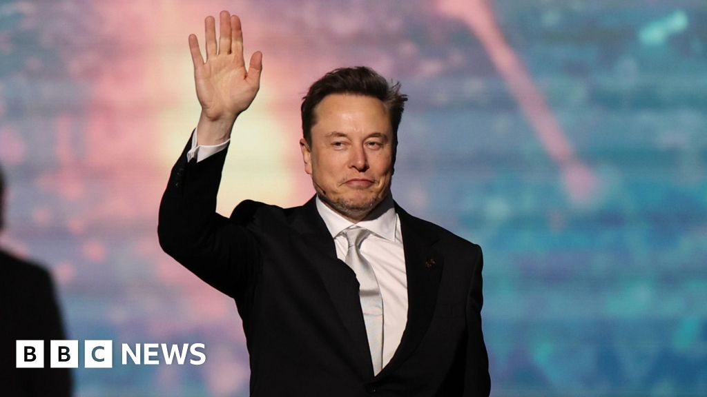SpaceX's first-ever earnings show a loss and huge spending - BBC