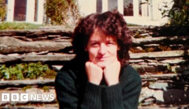 Glyn Razzell refused prison release after killing his wife - BBC