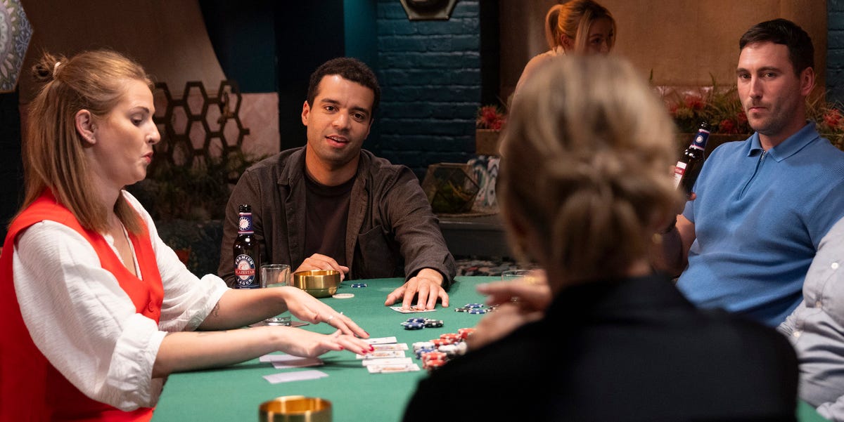 Coronation Street spoiler: Idris has a big plan for poker night
