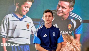 Ander Herrera at his presentation for his return to Real Zaragoza