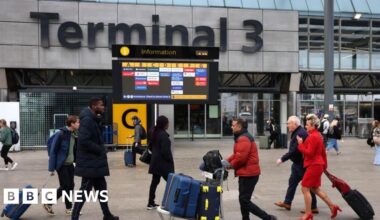 Heathrow Airport roads reopen after mains burst on ring road - BBC