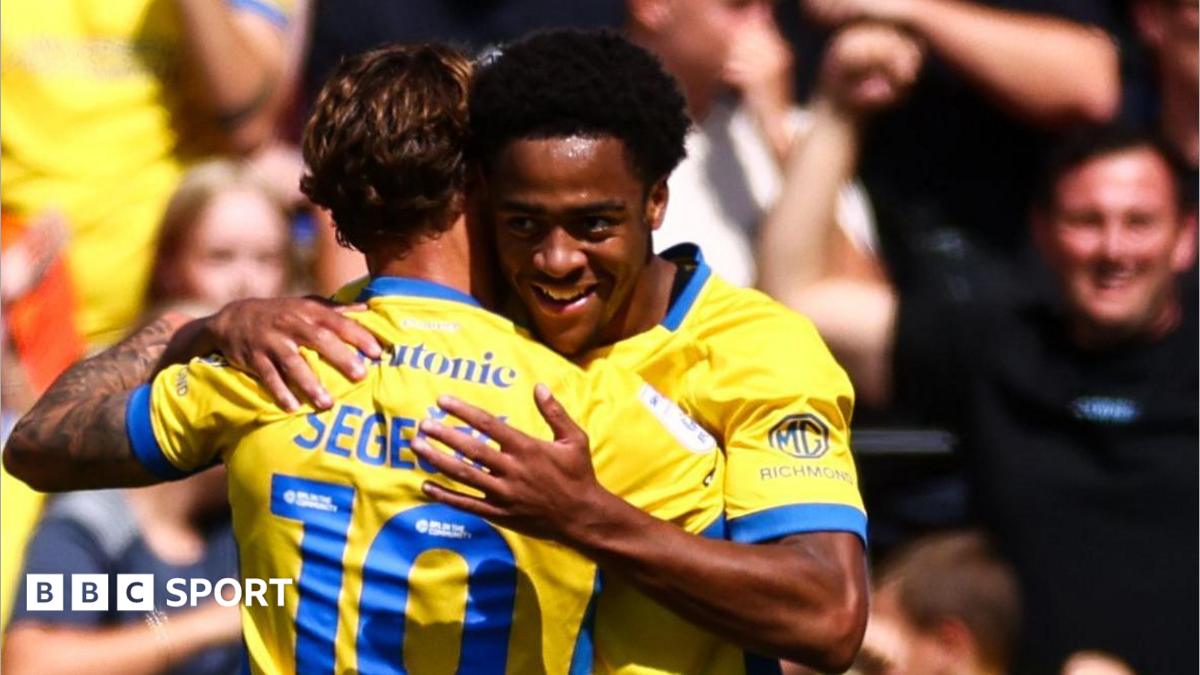 Lincoln City 1-3 Portsmouth: Imps beaten by Pompey at Sincil Bank