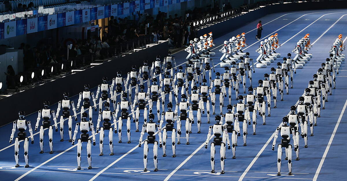 Chinese robot beats Usain Bolt's 100m world record in test run