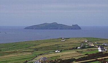 Diver brought to hospital after rescue at Blasket island