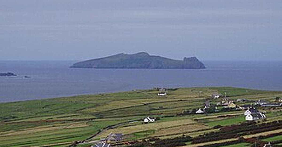 Diver brought to hospital after rescue at Blasket island