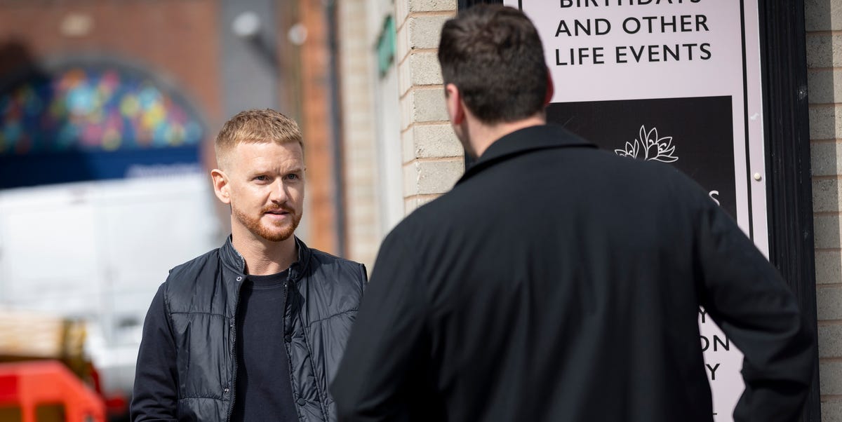 Coronation Street reveals huge Gary Windass cliffhanger in rare Sunday episode