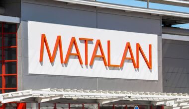 Travel outfits are trending – Matalan's £35 cream co-ord is the chic set you'll wear on every trip