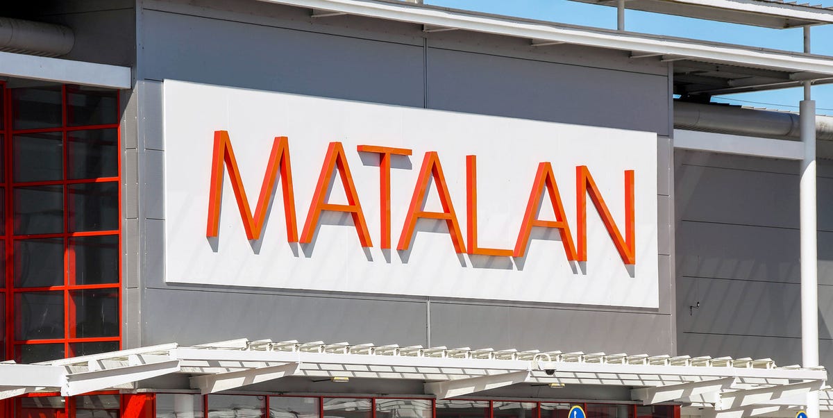 Travel outfits are trending – Matalan's £35 cream co-ord is the chic set you'll wear on every trip