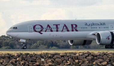 Investigation launched after 'near collision' between two passenger aircraft at Sydney Airport
