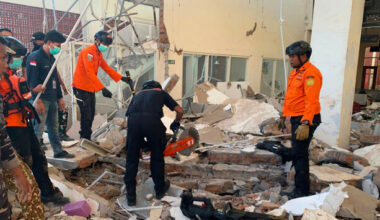Indonesia hit by two strong earthquakes in one day as death toll rises to 47