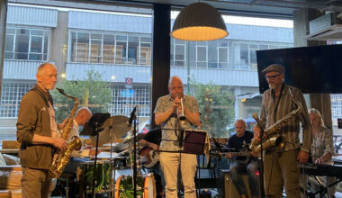 'You never know who might turn up': A finger-clicking jazz jam on a lazy Sunday evening