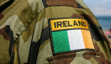 Defence Forces bomb disposal experts remove 'suspicious device' in Dublin 8