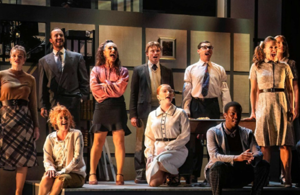 Gasps as Irish actor informs audience of Dolly Parton’s death before 9 To 5 musical