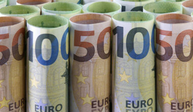 A 'complex' 38% tax on investments will not apply to the government's new savings scheme
