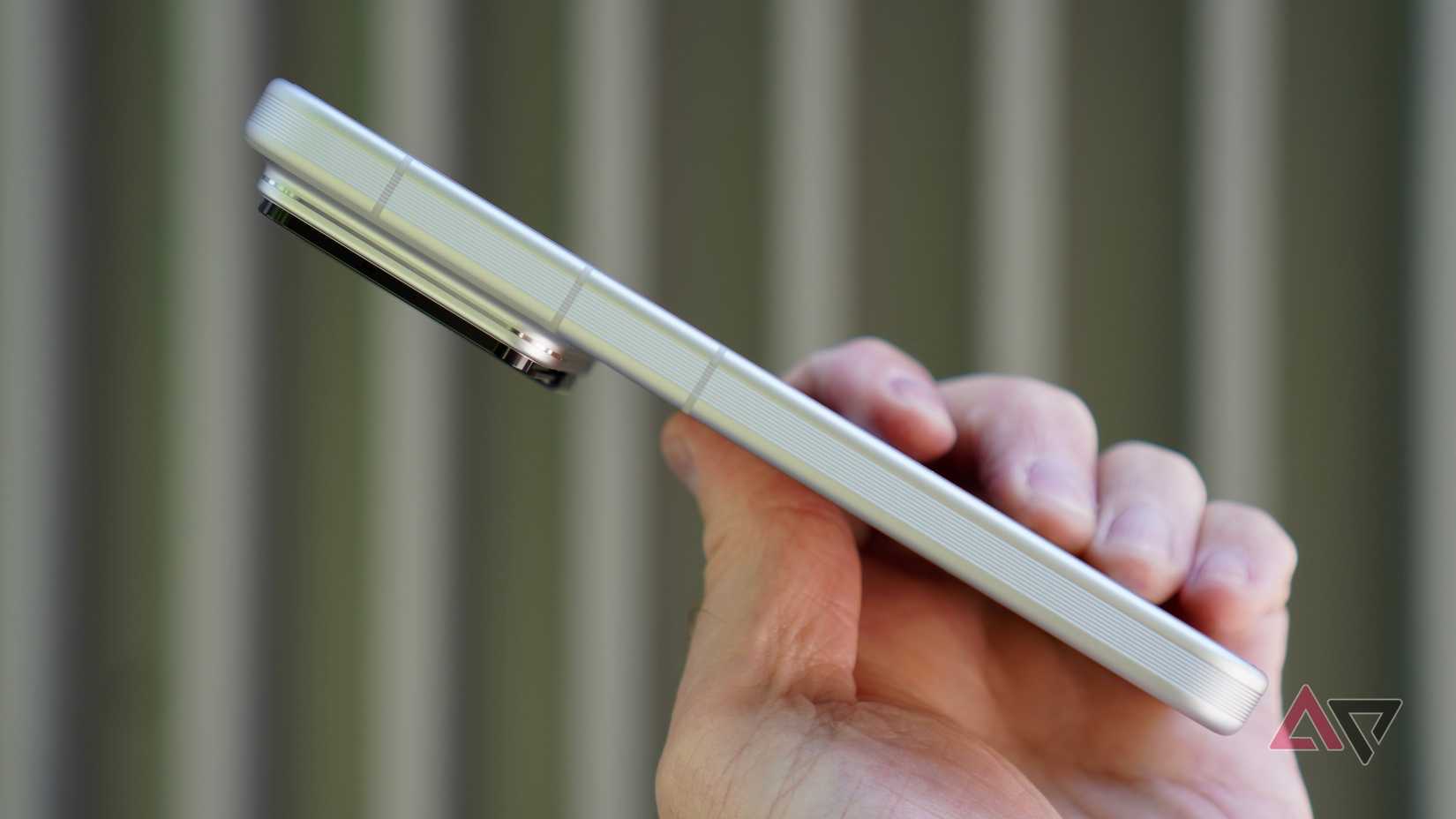The side of the Honor Robot Phone