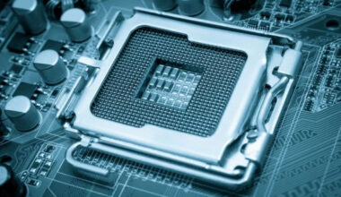 ARM vs. NVDA: Which AI Chip Designer is Worth Investing in?