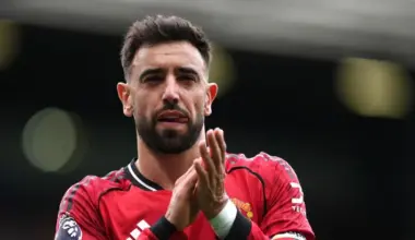 Leeds vs. Man United: Red Devils boss Michael Carrick set to name strong team for "iconic occasion"