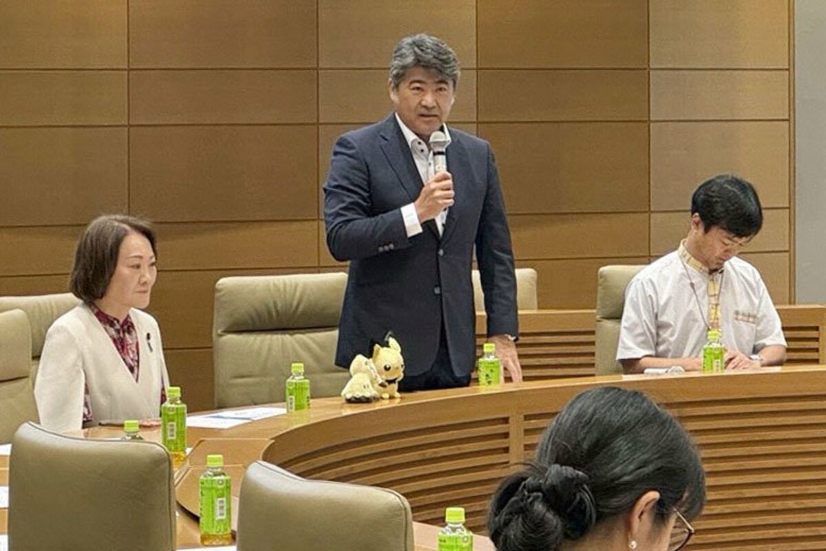 Japan ruling party lawmakers form group to promote trading card industry
