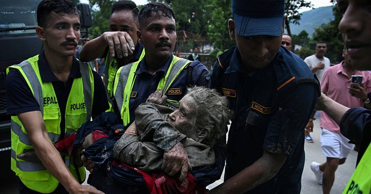 Ireland donates €500,000 to Nepal relief with death toll at 626, 2,500 missing