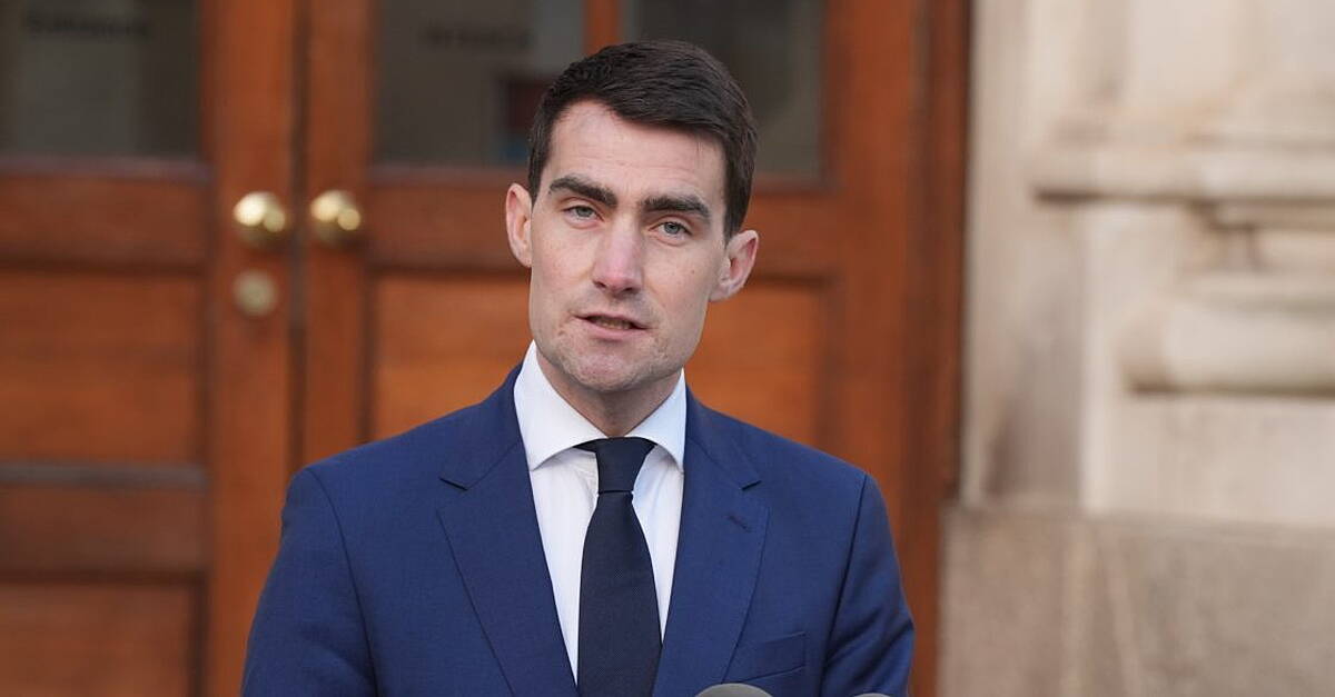 Minister approves pay increases for bosses at TG4 and Coillte