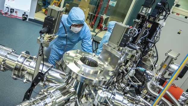 'It's very counterintuitive': This quantum battery upends the rules of charging
