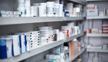 Pharmacist who falsified prescriptions and supplied controlled drugs to patients banned from practising