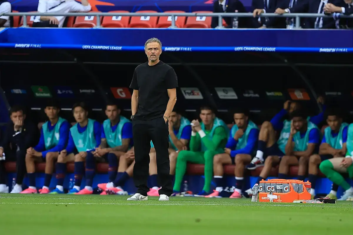 Luis Enrique responds to Bradley Barcola speculation