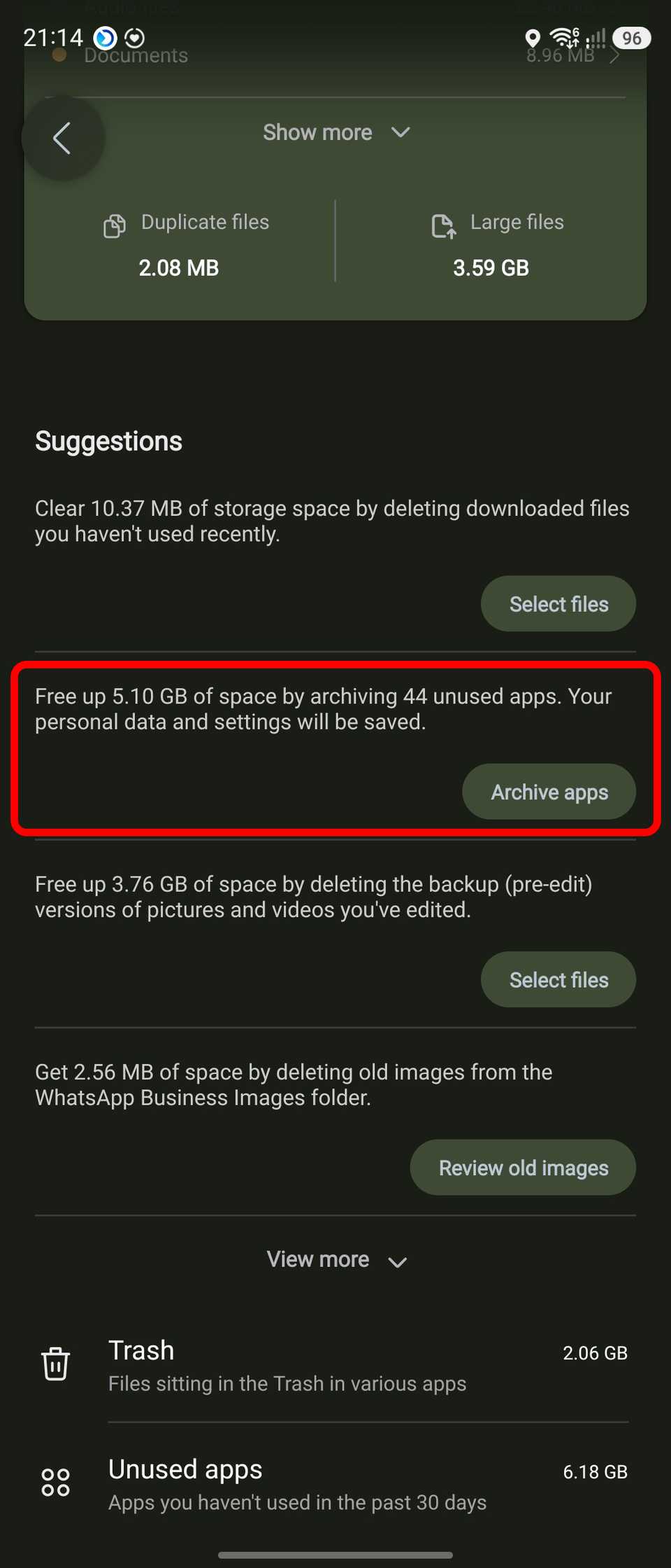 A screenshot in Samsung's Manage storage where app archive button is highlighted