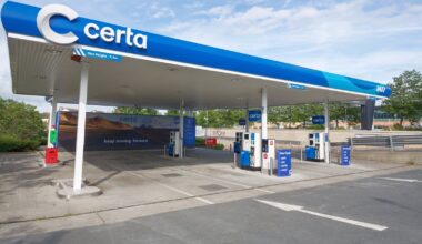 DCC Energy shareholders back takeover bid from consortium