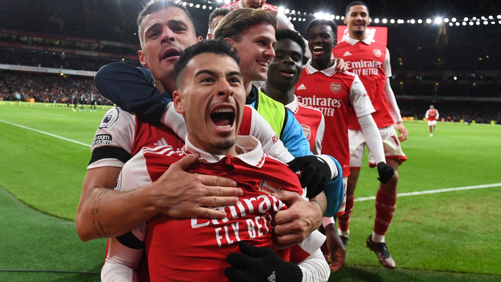Transfers: Martinelli leaves Arsenal in Al-Hilal switch