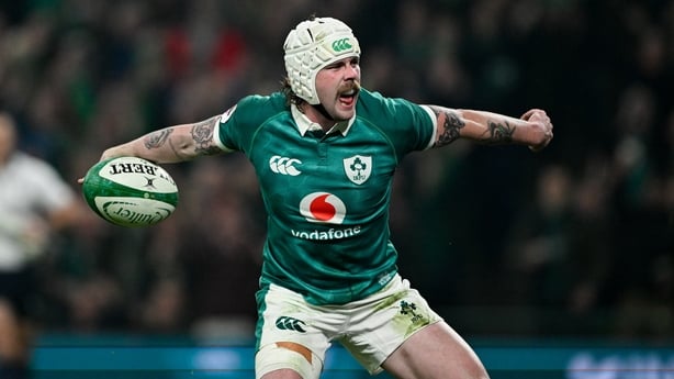 15 November 2025; Mack Hansen of Ireland celebrates after scoring his side's first try during the Quilter Nations Series 2025 match between Ireland and Australia at the Aviva Stadium in Dublin. Photo by Ramsey Cardy/Sportsfile