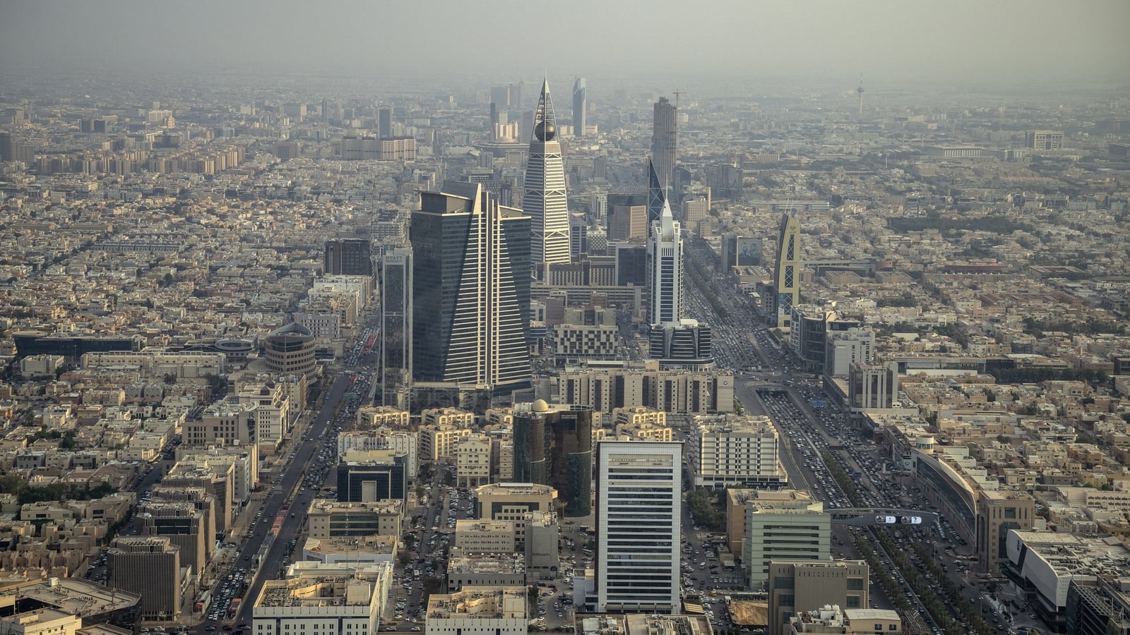 Escalation fears in Middle East as Houthis attack Riyadh