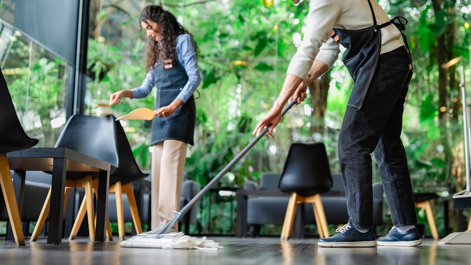 Youth employment didn't fully recover from crash