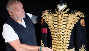 Michael Jackson, Beatles and Queen items to be auctioned