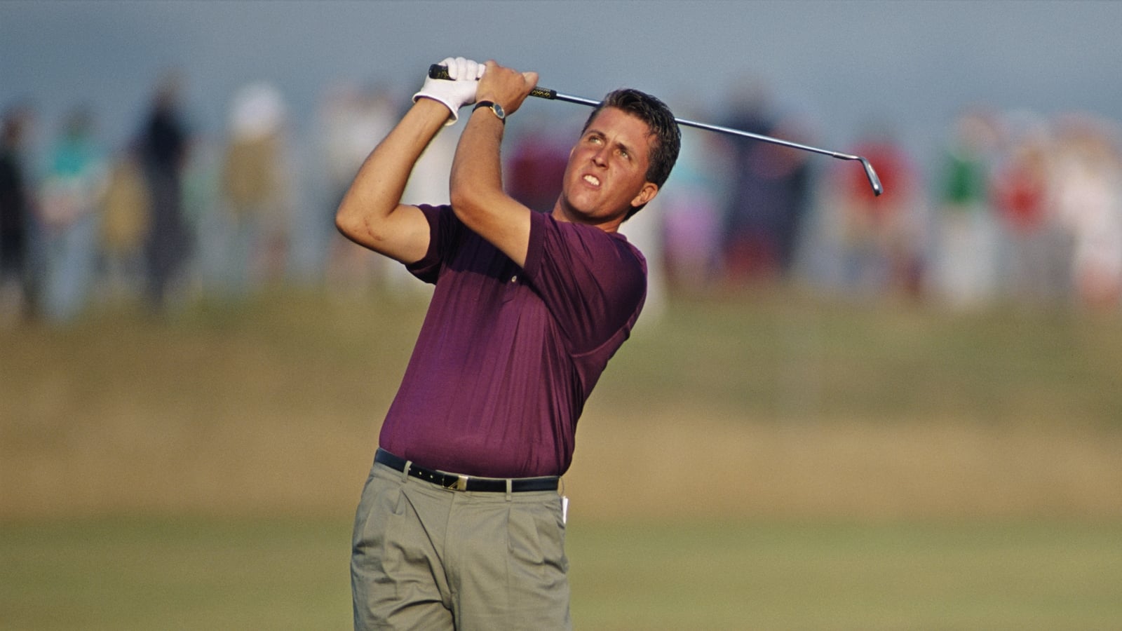 Mickelson v Mná - a scan of past Irish Walker Cups