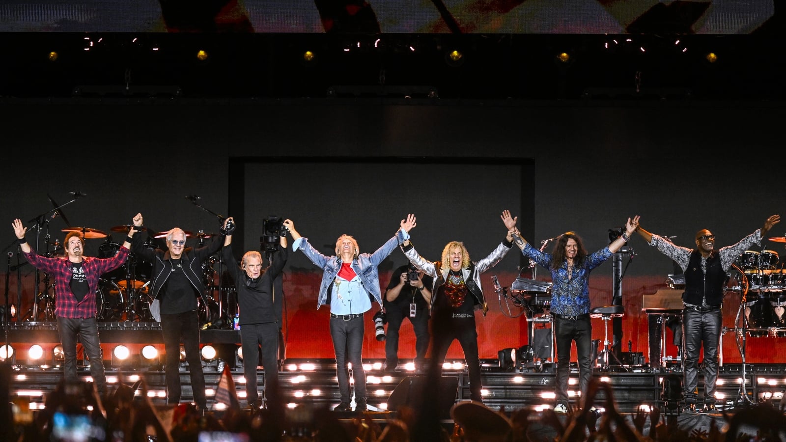 Jon Bon Jovi reassures fans they will be back