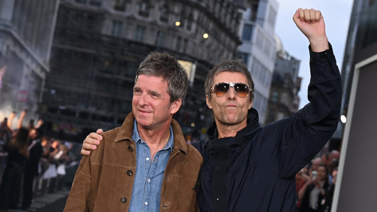 Oasis set date for new tour announcement