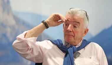 O'Leary apologises 'unreservedly' over 'rapist' comments