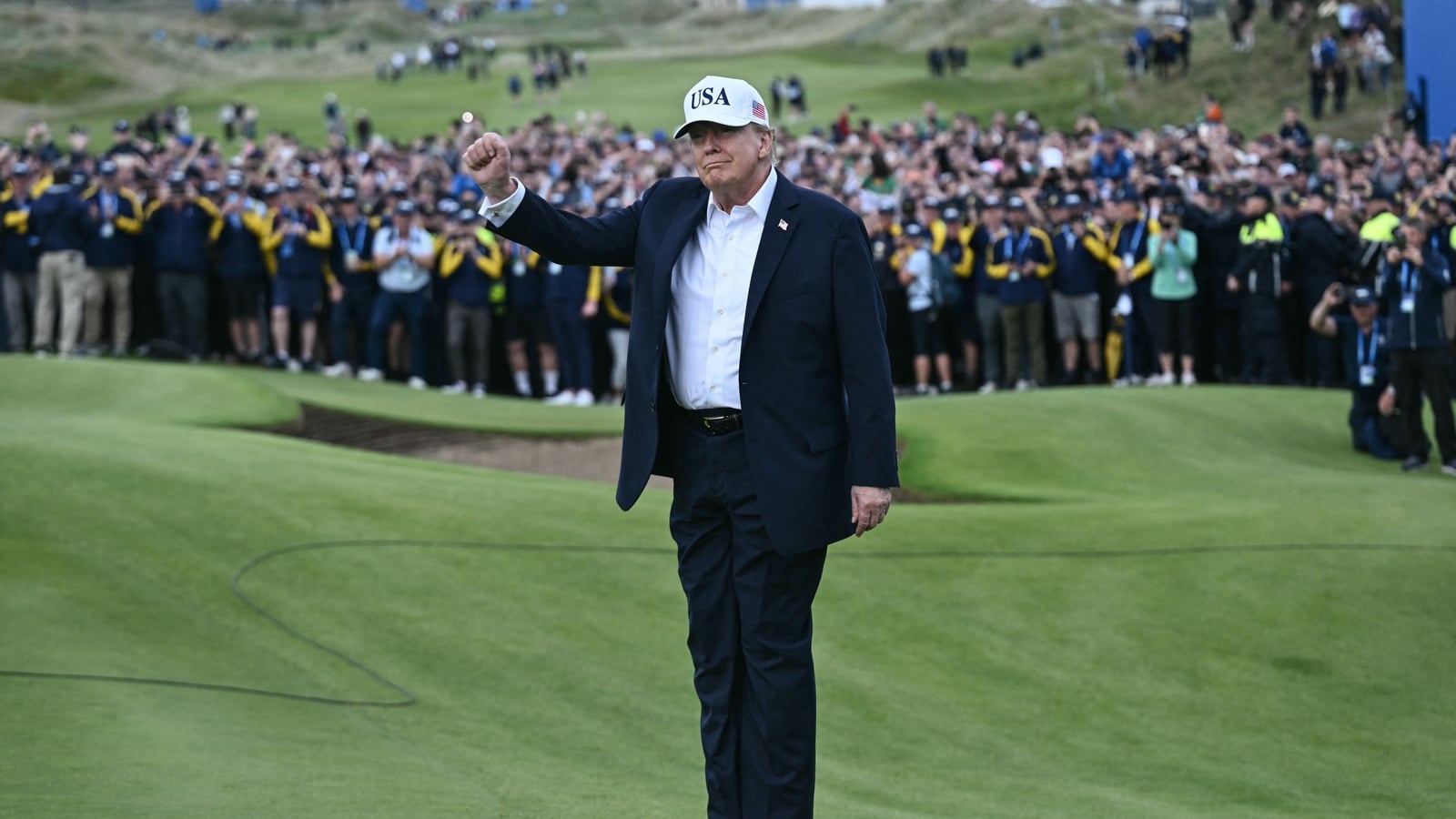 Trump says US should have world's lowest interest rates