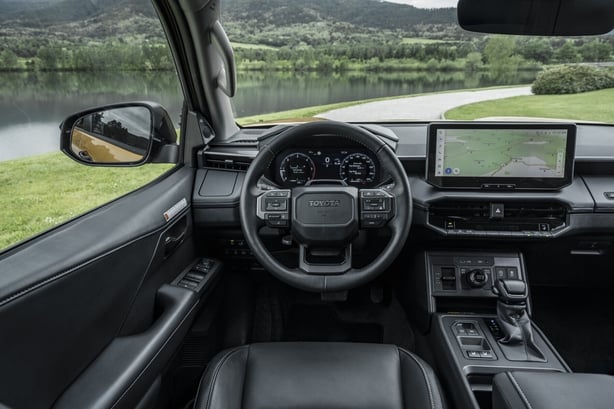 Toyota Hilux - interior