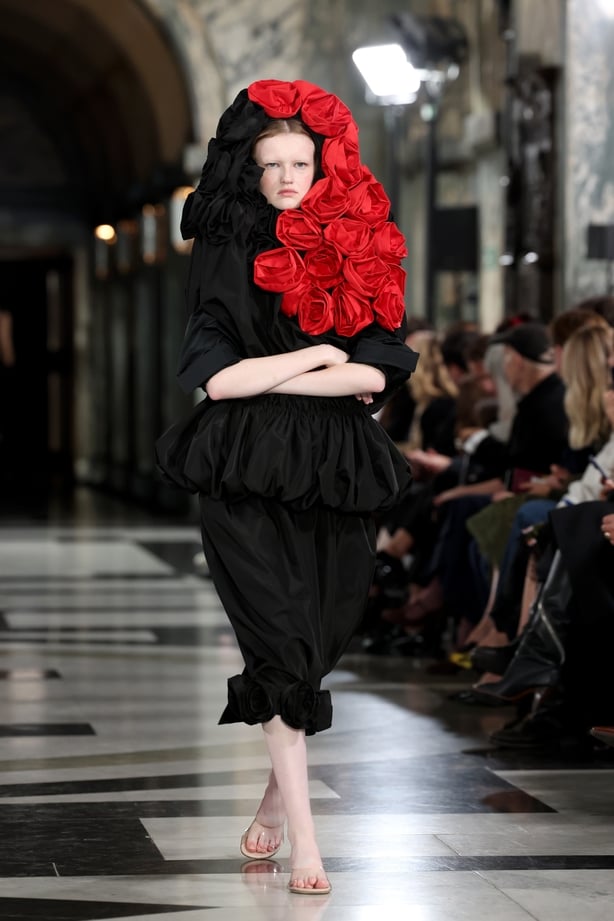 A model walks the runway at the Simone Rocha show during London Fashion Week 