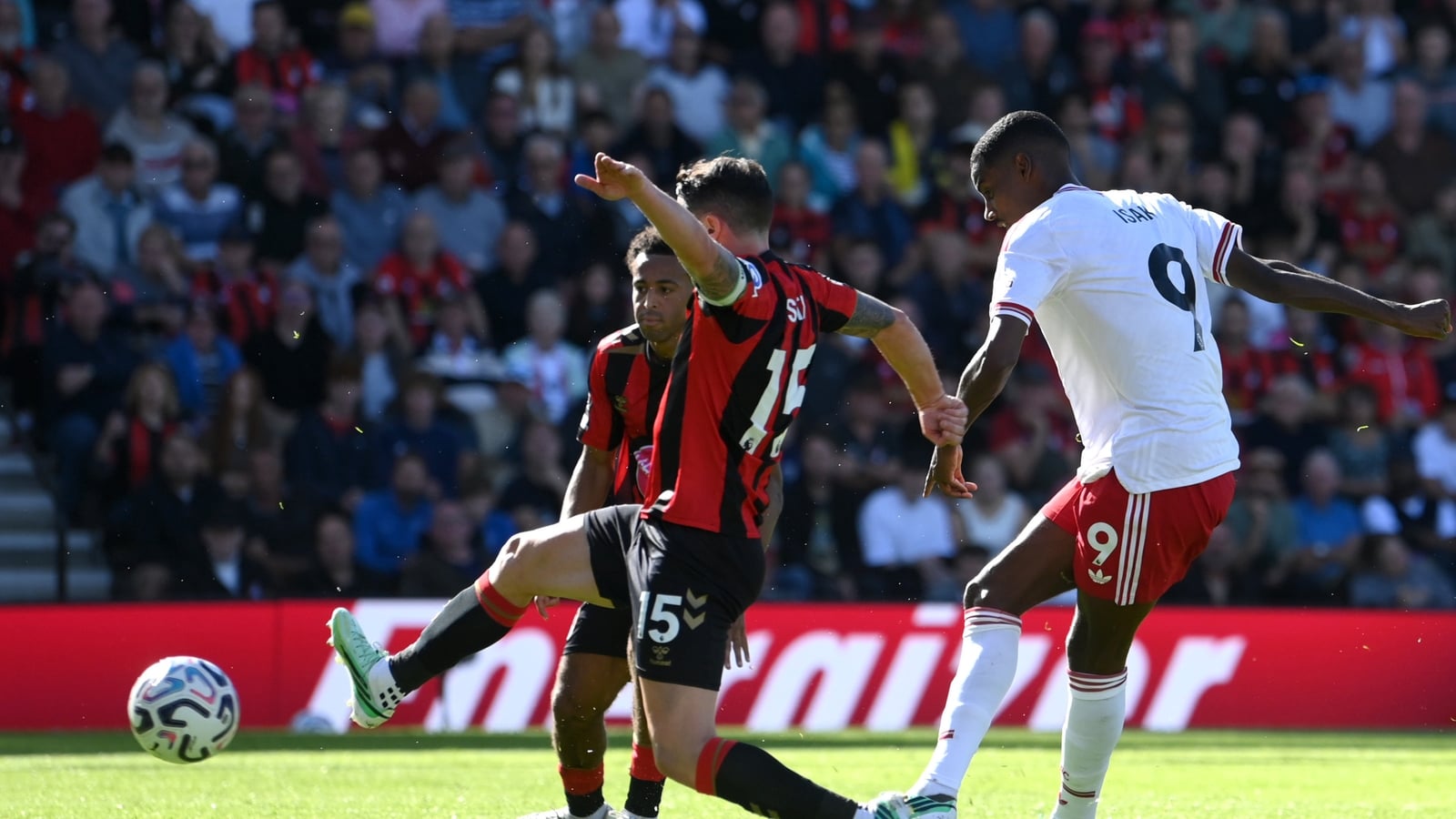 Isak on the mark as Liverpool scrap to win at Bournemouth