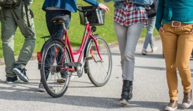 7 in 10 young adults considering leaving Ireland