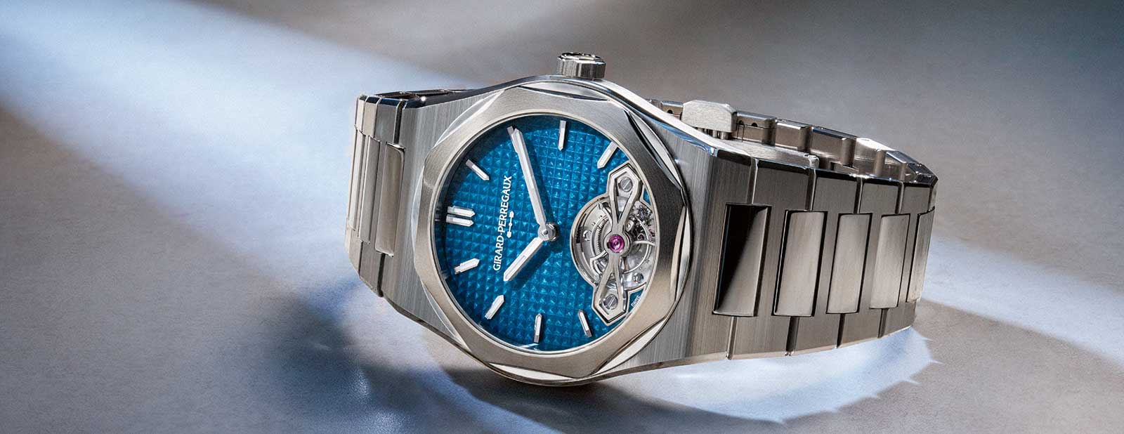 House Style at Girard-Perregaux - Revolution Watch