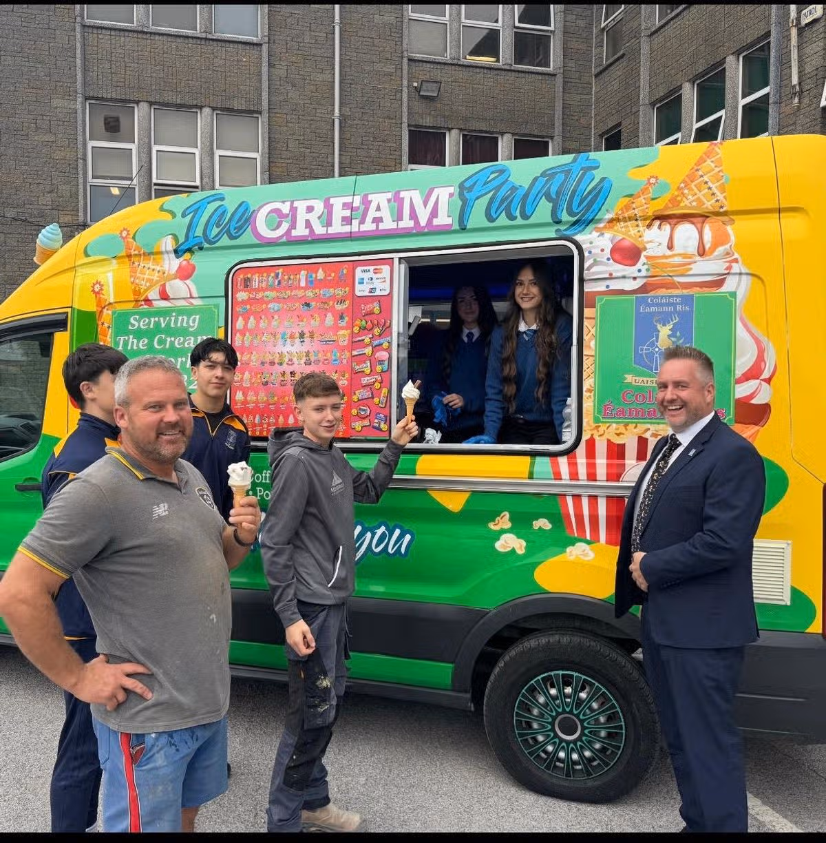 Principal Aaron Wolfe (right) shared a special thank you to sponsers, O'Crualaoí's Delicatessen and Butchers