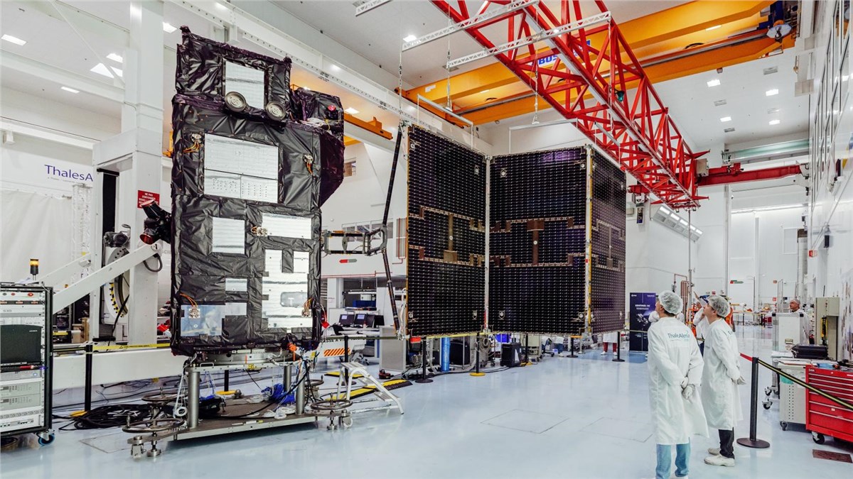 Earth observation satellites Copernicus Sentinel-3C and Earth Explorer FLEX successfully launched Thales ©