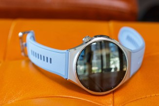 The spheric sapphire glass