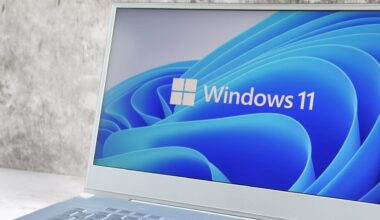 Microsoft releases Windows security update addressing 723 flaws