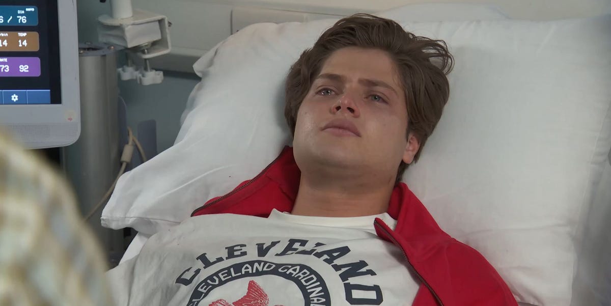 Hollyoaks' Caleb Keane makes major life change in sinister hospital twist